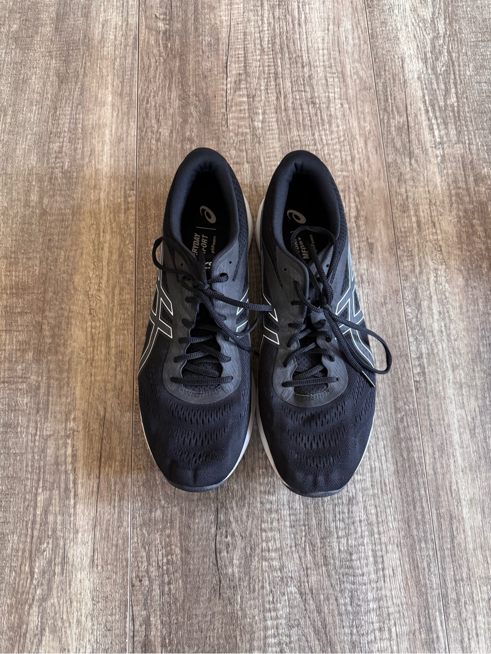 ASICS Black and White Men's Athletic Running Shoes
